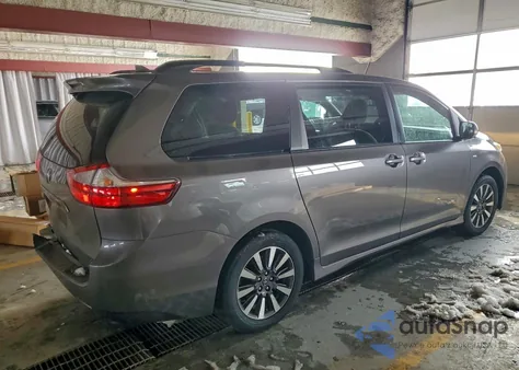 2018 Toyota Sienna Le из США, поврежденный, VIN 5TDJZ3DC8JS195389